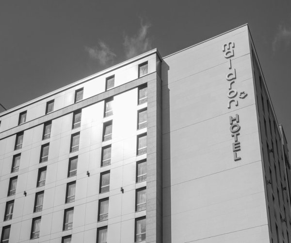 As nossas obras: Maldron Hotel Belfast | Granito Branco Micaela, Granito Negro Angola