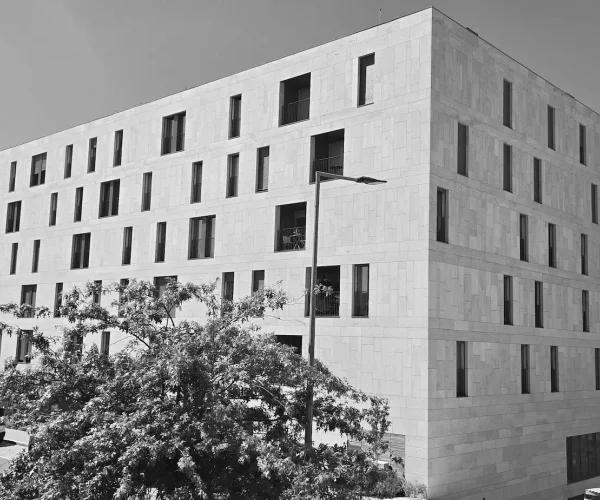 As nossas obras: Le Parc | Calcário Travertino