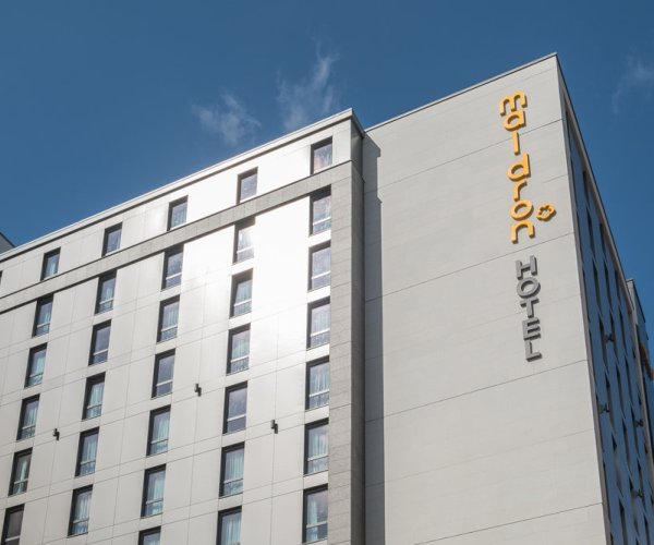 As nossas obras: Maldron Hotel Belfast | Granito Branco Micaela, Granito Negro Angola