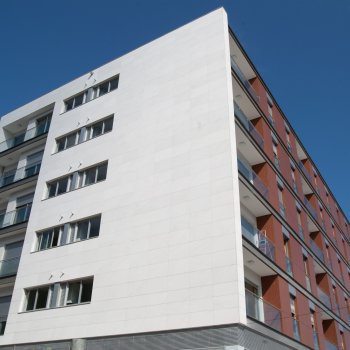 As nossas obras: Imodávila | Granito Branco Micaela, Mármore Branco Macedónia